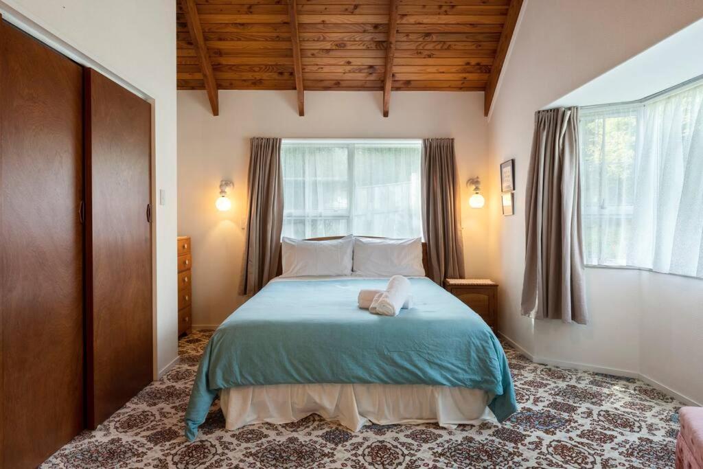 Villa Charming Hideaway Lago Lago Taupo Exterior foto