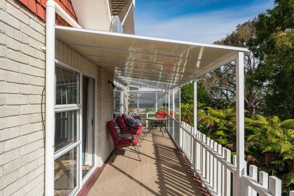 Villa Charming Hideaway Lago Lago Taupo Exterior foto